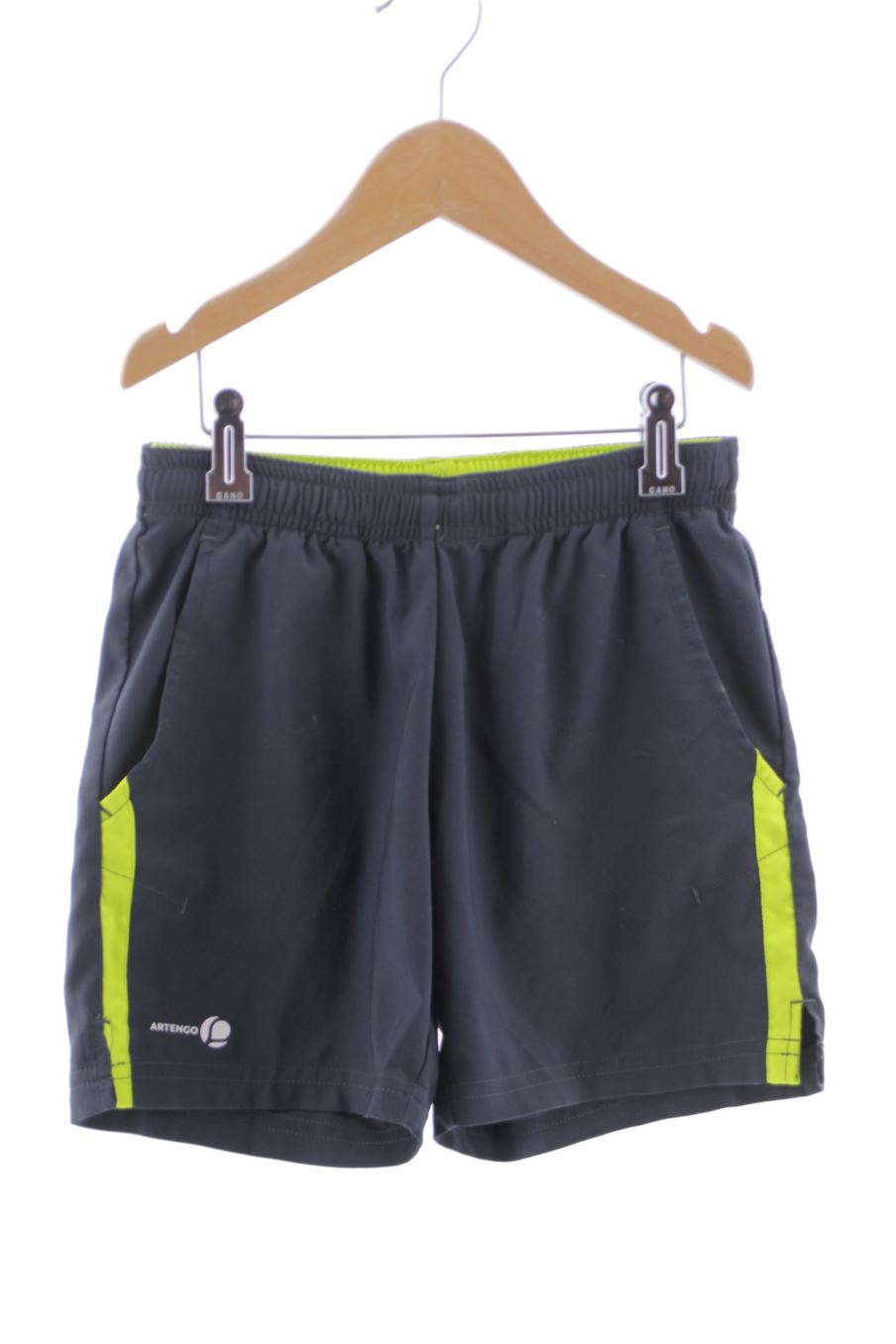 Pantalon Sport Artengo (DECATHLON) de la taille 6 ans de seconde main