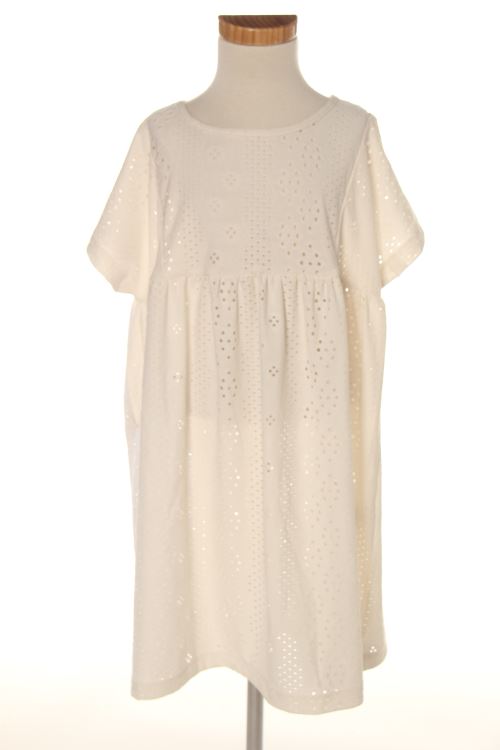 Aufwändiges Kleid