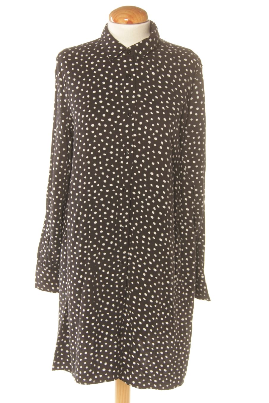 Robe casual Mango de la taille M, de couleur imprimés