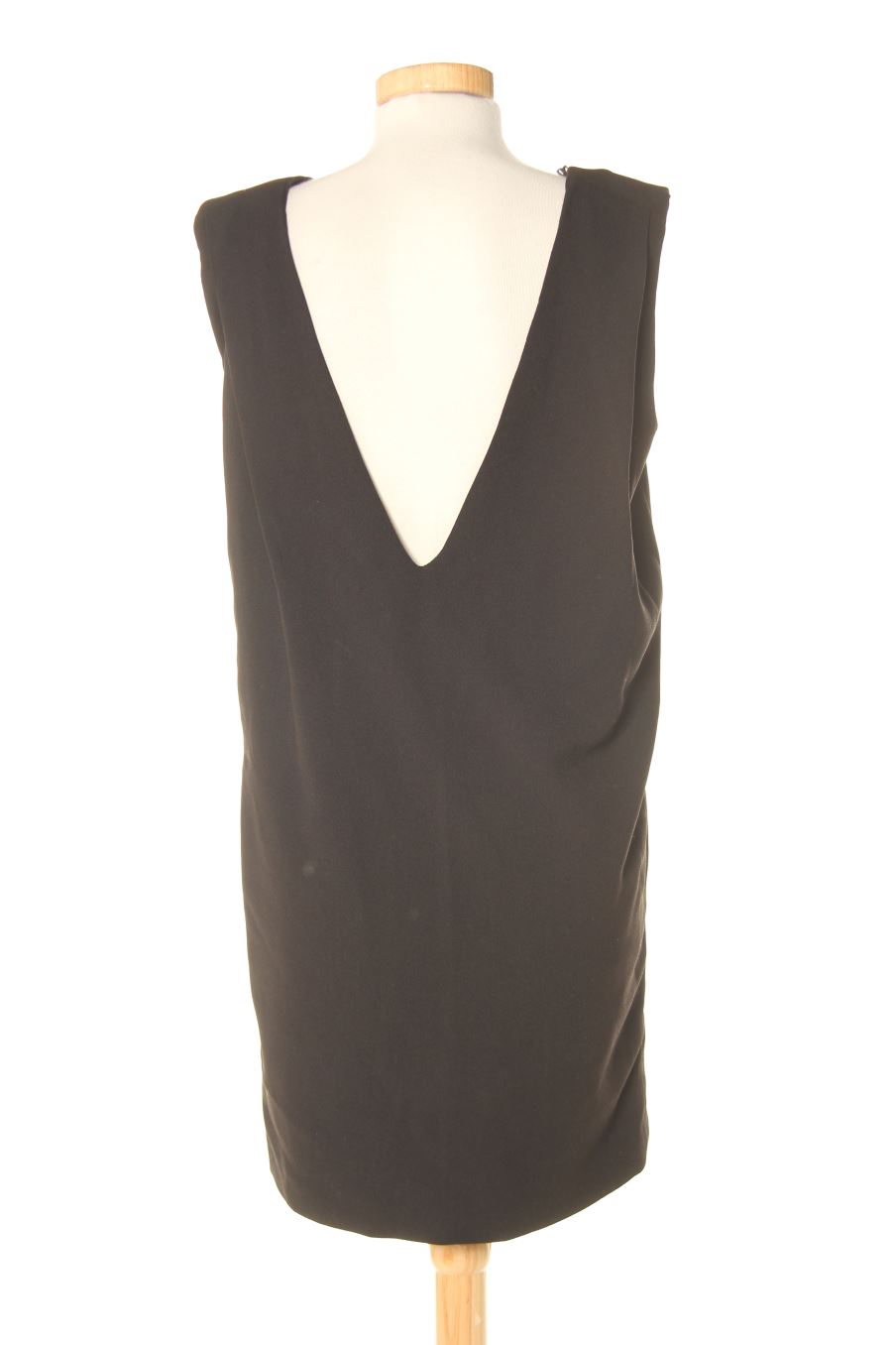 Vestido casual de Zara de la talla S, de color negro