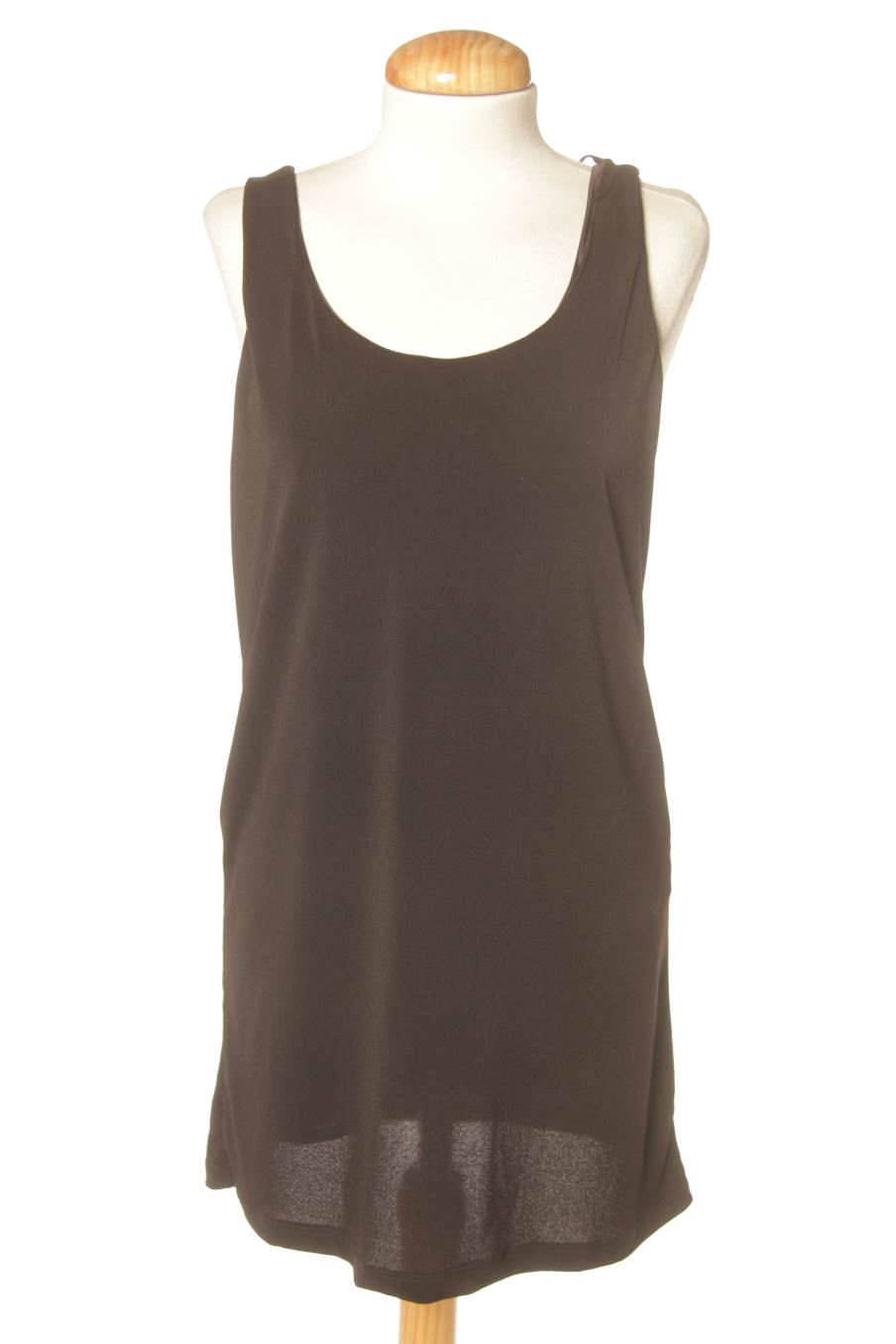 Robe casual Pull & Bear de la taille XS, de couleur noir