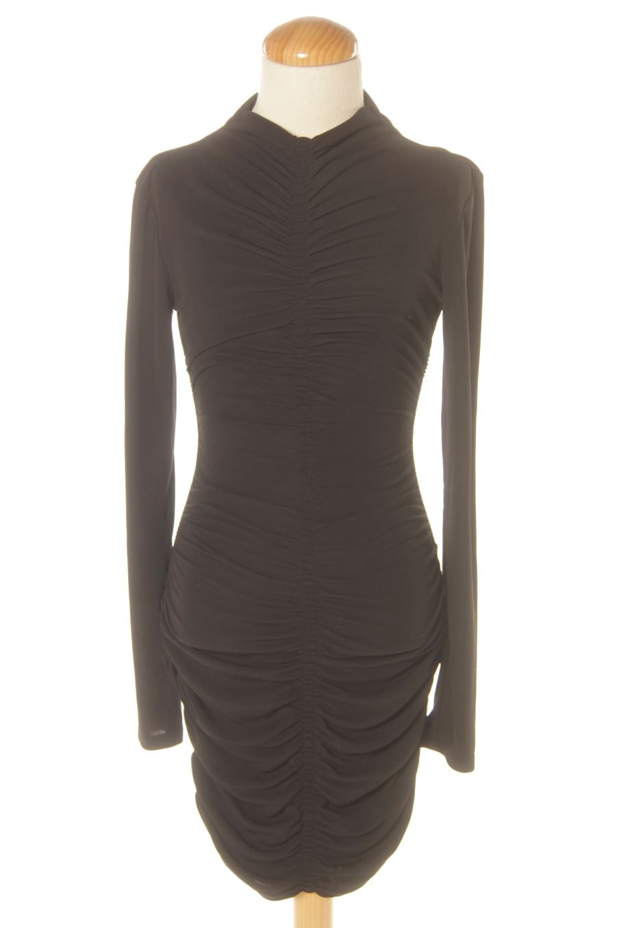 Robe casual Zara de la taille S, de couleur noir