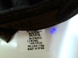 Jupe Zara de la taille 40, de couleur gris