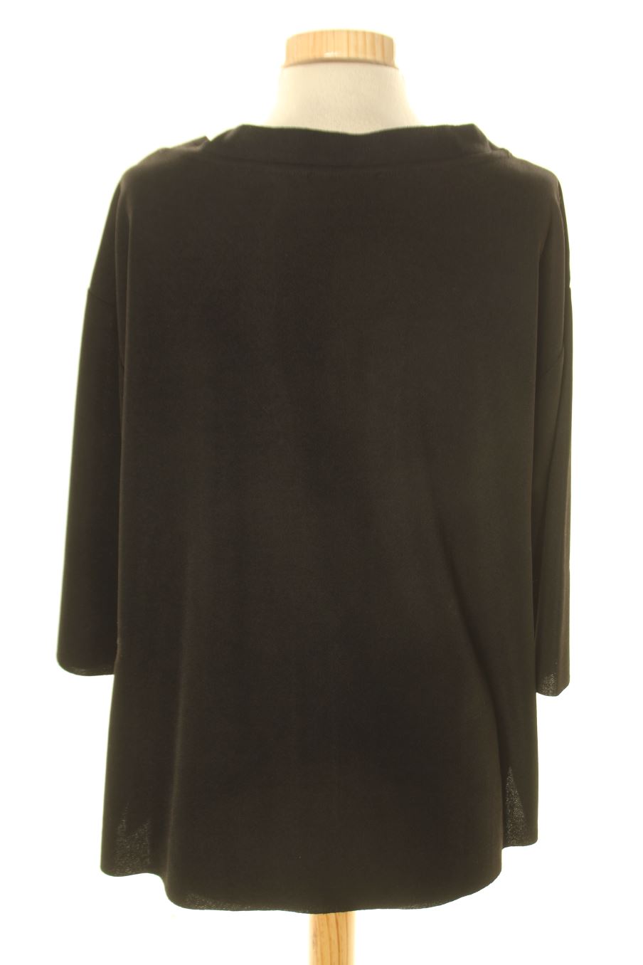 Jersey de Cortefiel de la talla M, de color negro