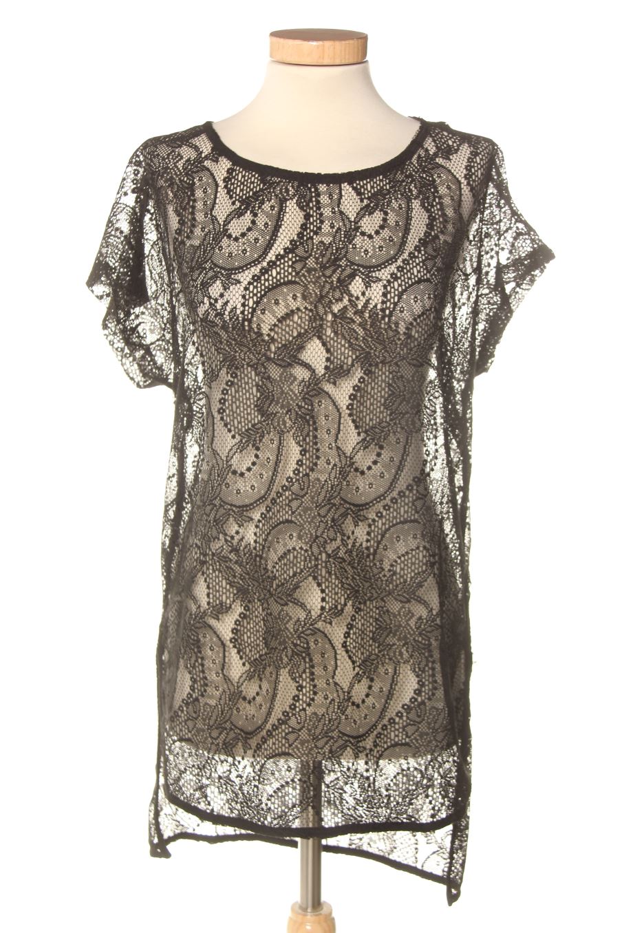 T-shirt Gina Tricot de la taille XS, de couleur noir