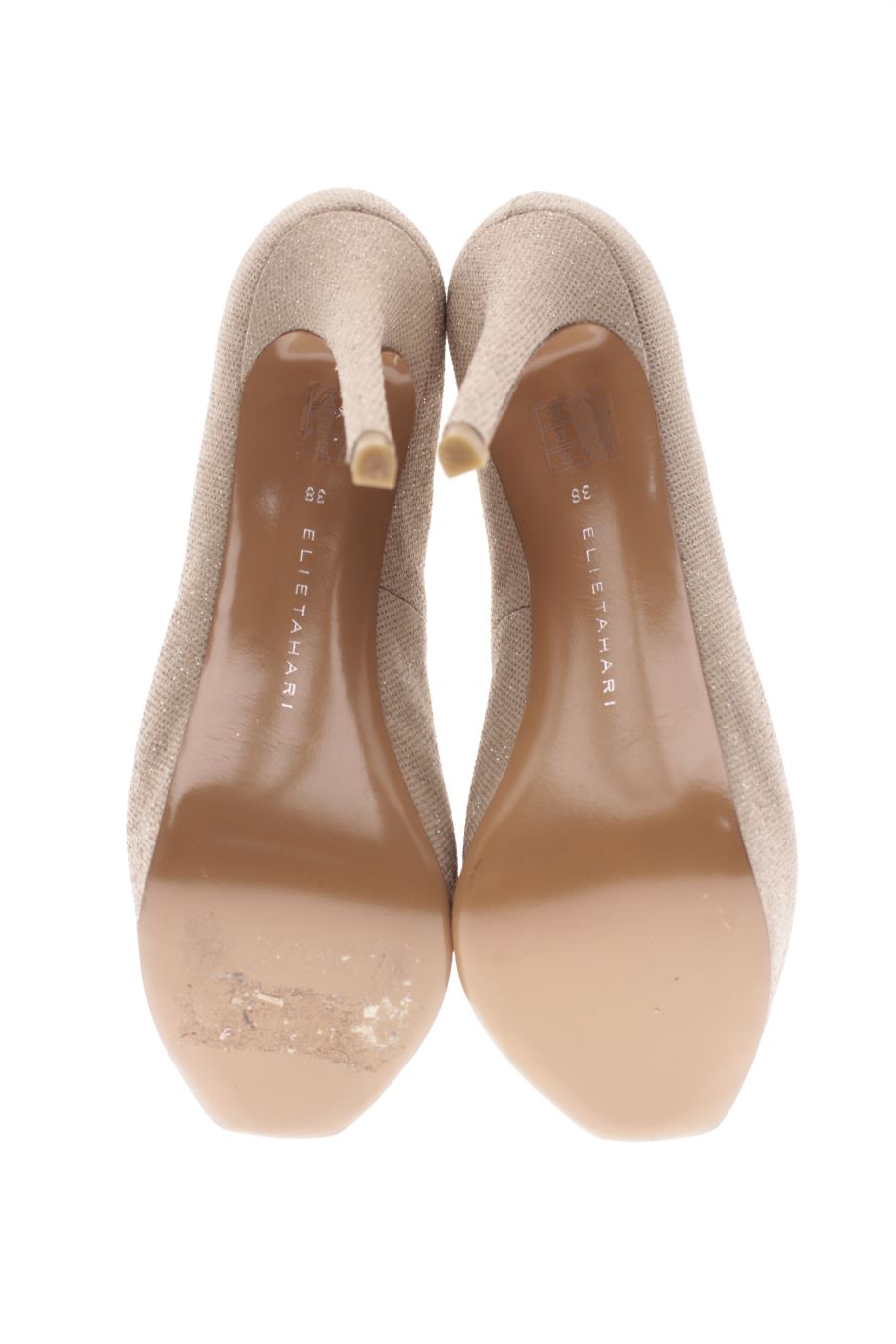 Zapatos de tacon de Elie Tahari de la talla 38, de color beige de