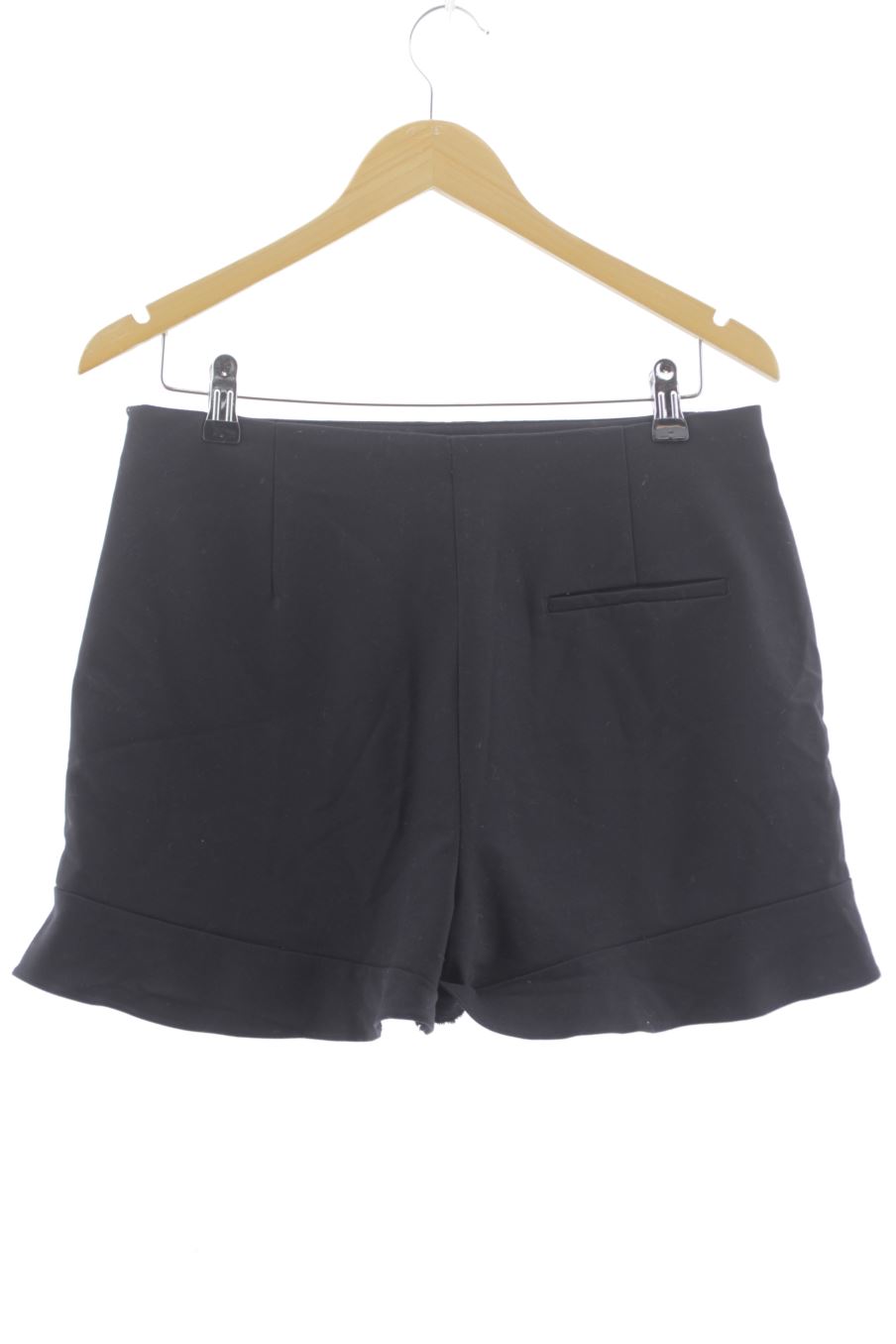 Shorts Zara de la taille L, de couleur noir