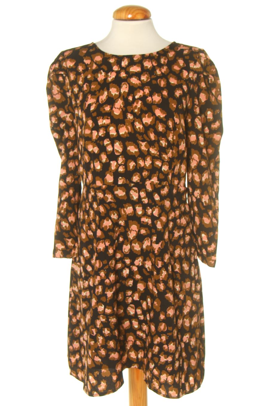 Robe casual charlior de la taille M, de couleur imprimés