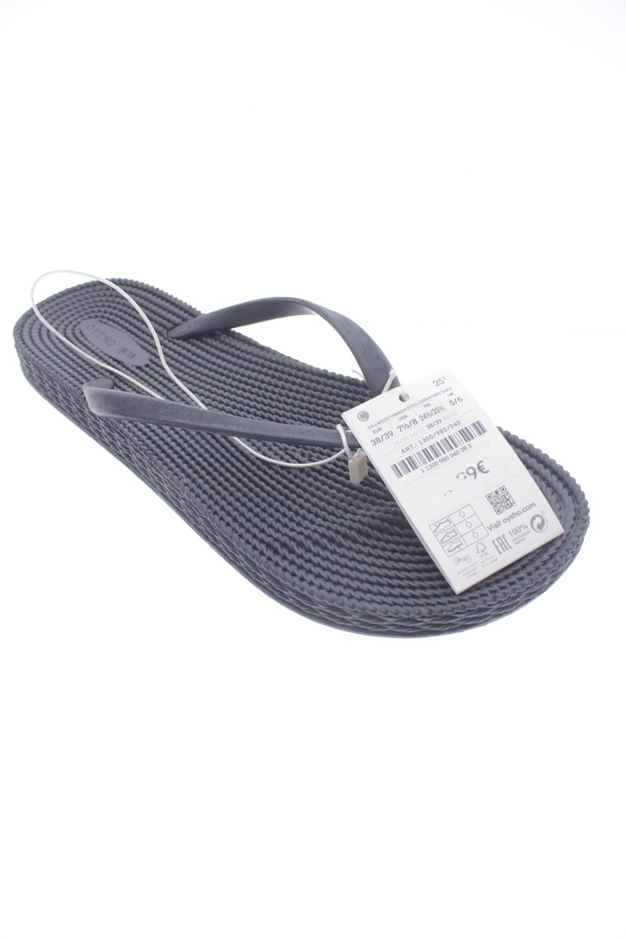 Chanclas de Oysho de la talla 38, de color nero