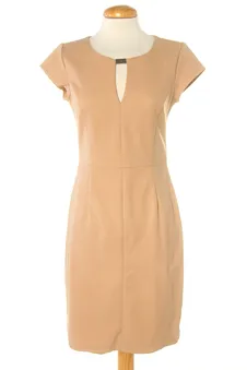 Robe S Reserved, photo 1 sur 2