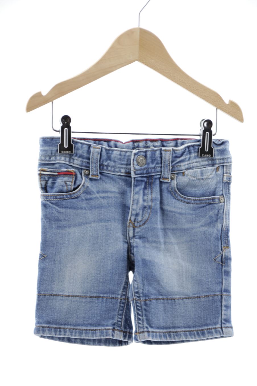Short en jean Tommy Hilfiger de la taille 2 ans de denim de seconde main