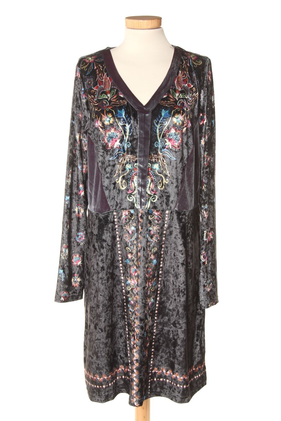 Robe casual Smash de la taille XL, de couleur noir de velours