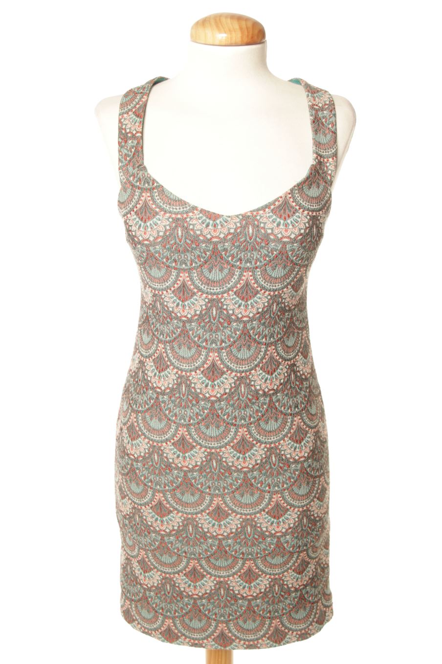 Vestido casual de Zara de la talla S, de color estampado