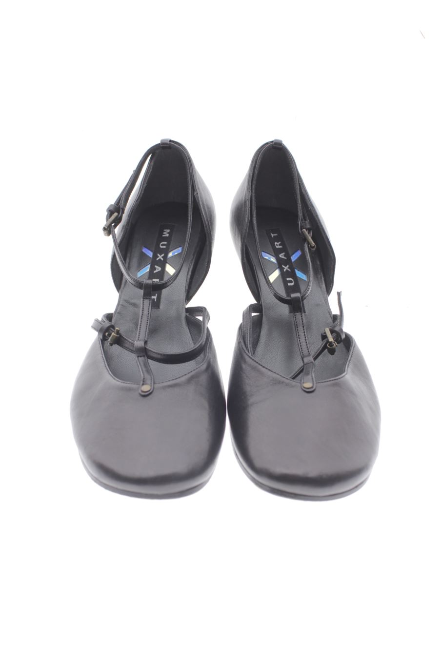 Zapatos de tacon de Muxart de la talla 38, de color negro de