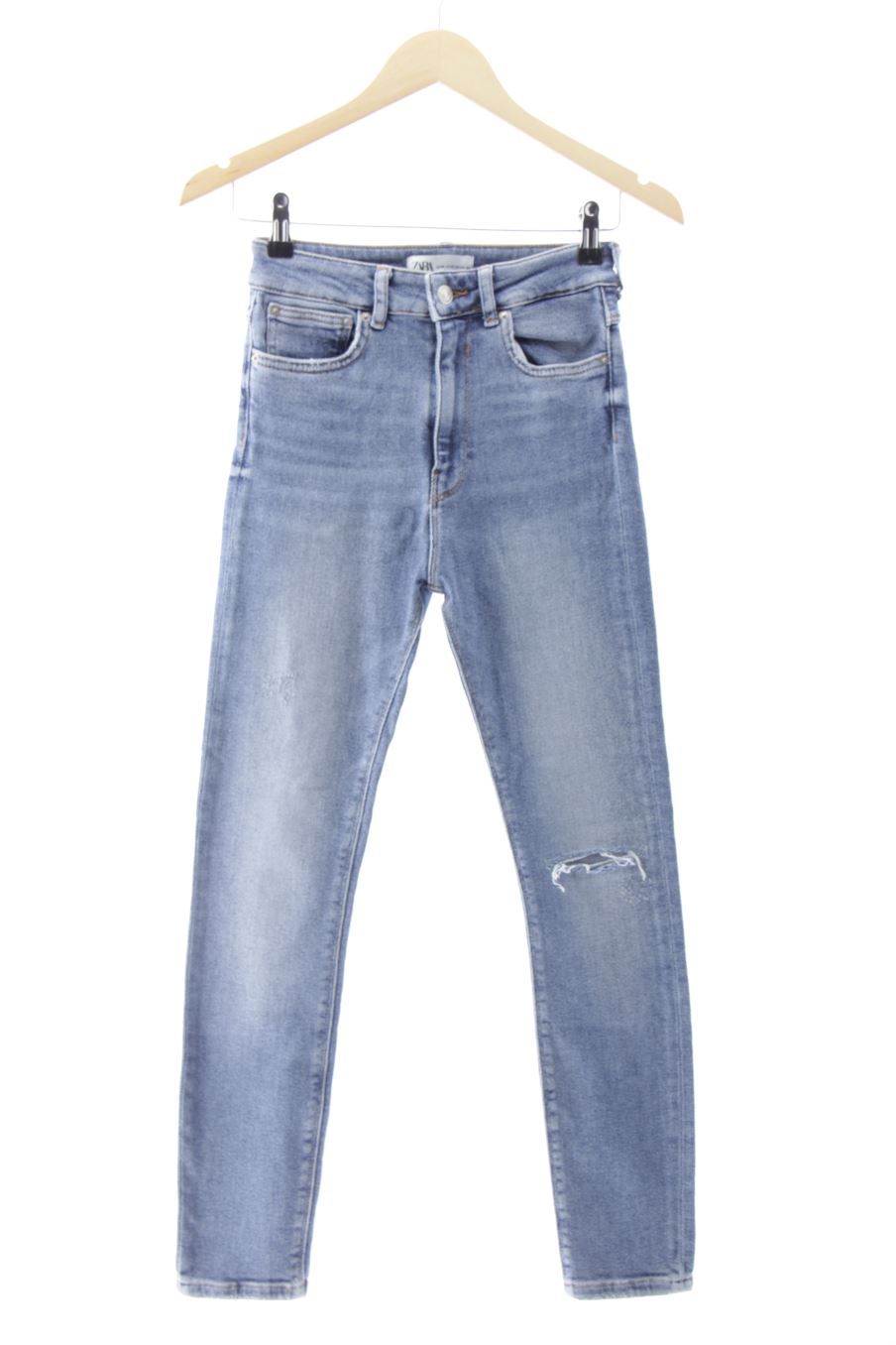 Jeans Zara de la taille 36, de couleur bleu de denim
