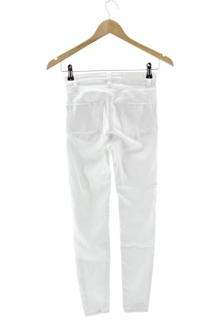 Vaquero de Stradivarius de la talla 34, de color blanco de ropa vaquera