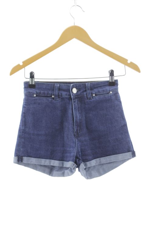 Pantalón corto