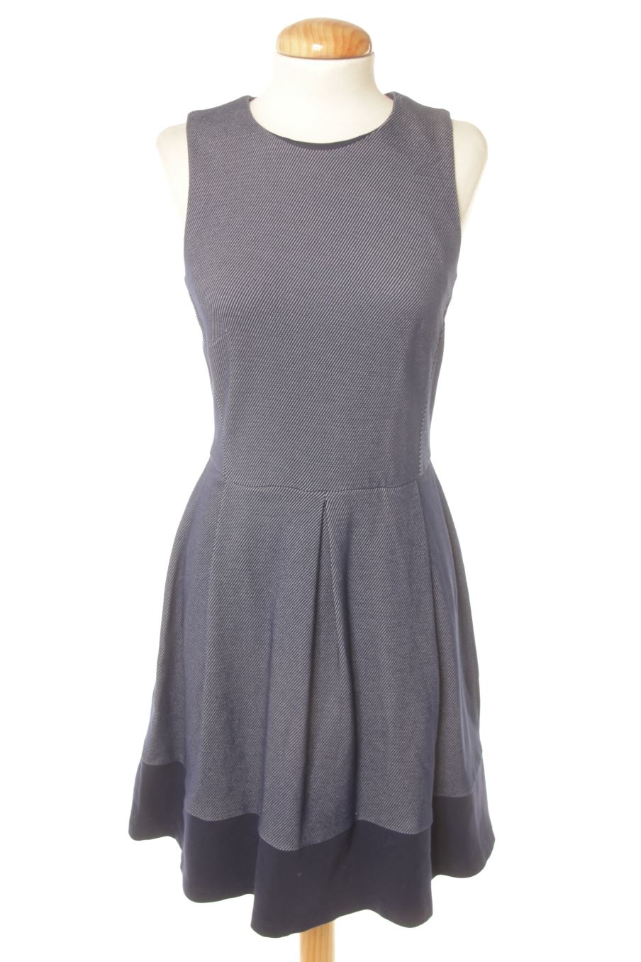 Robe casual Stradivarius de la taille M, de couleur bleu marine