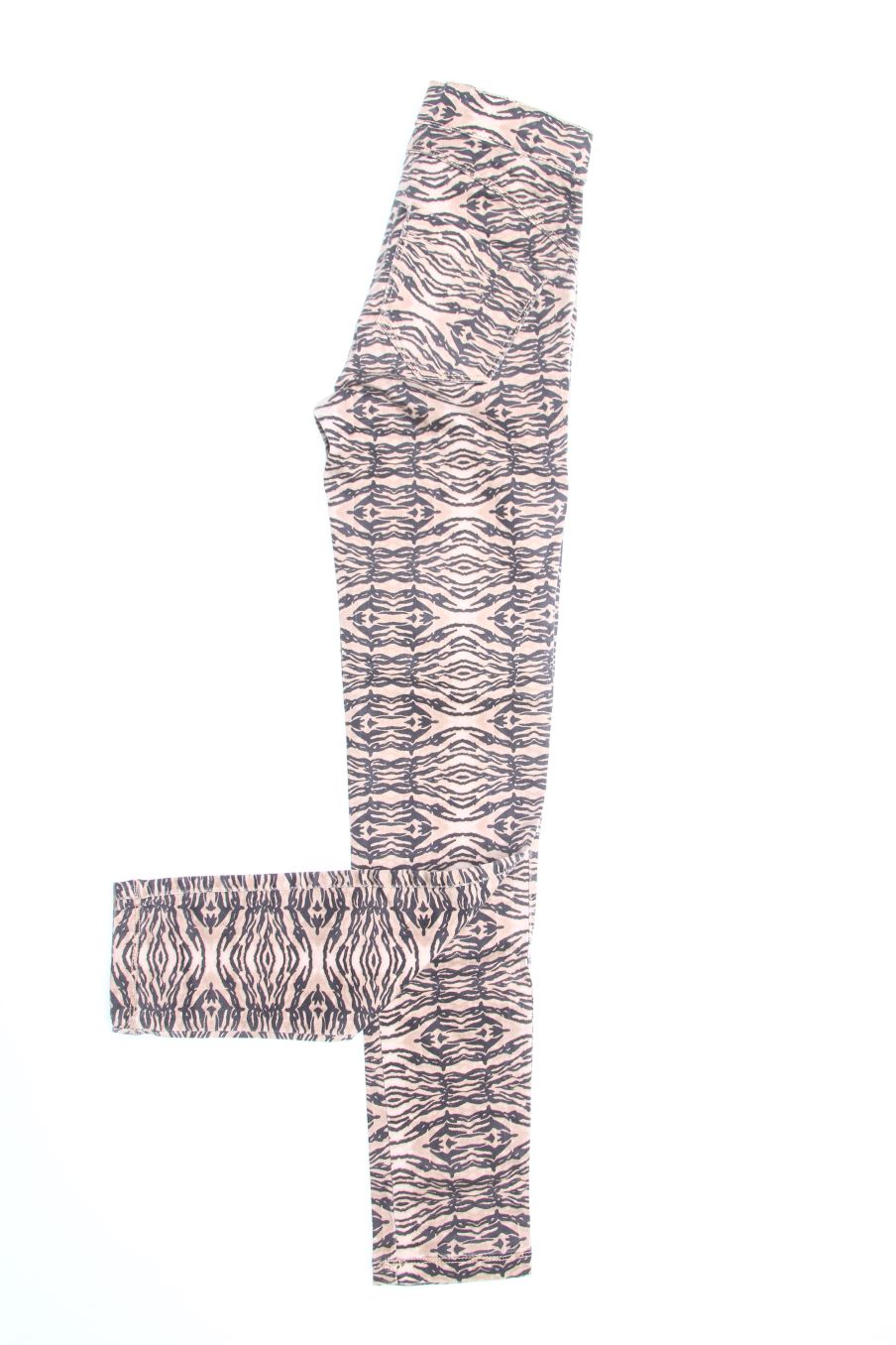Vaqueros de Stradivarius de la talla 34, de color animal print de ropa vaquera