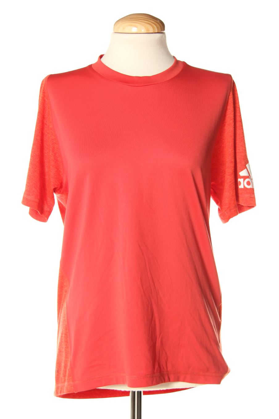 Camiseta de Adidas de la talla S, de color rojo
