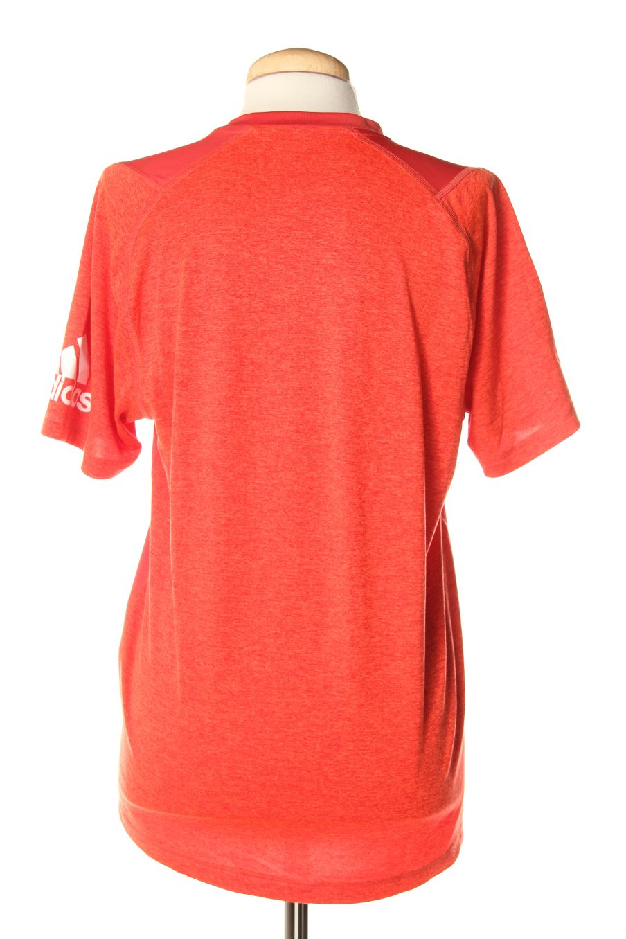 Camiseta de Adidas de la talla S, de color rojo