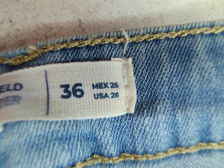 Jeans Springfield de la taille 36, de couleur bleu de denim