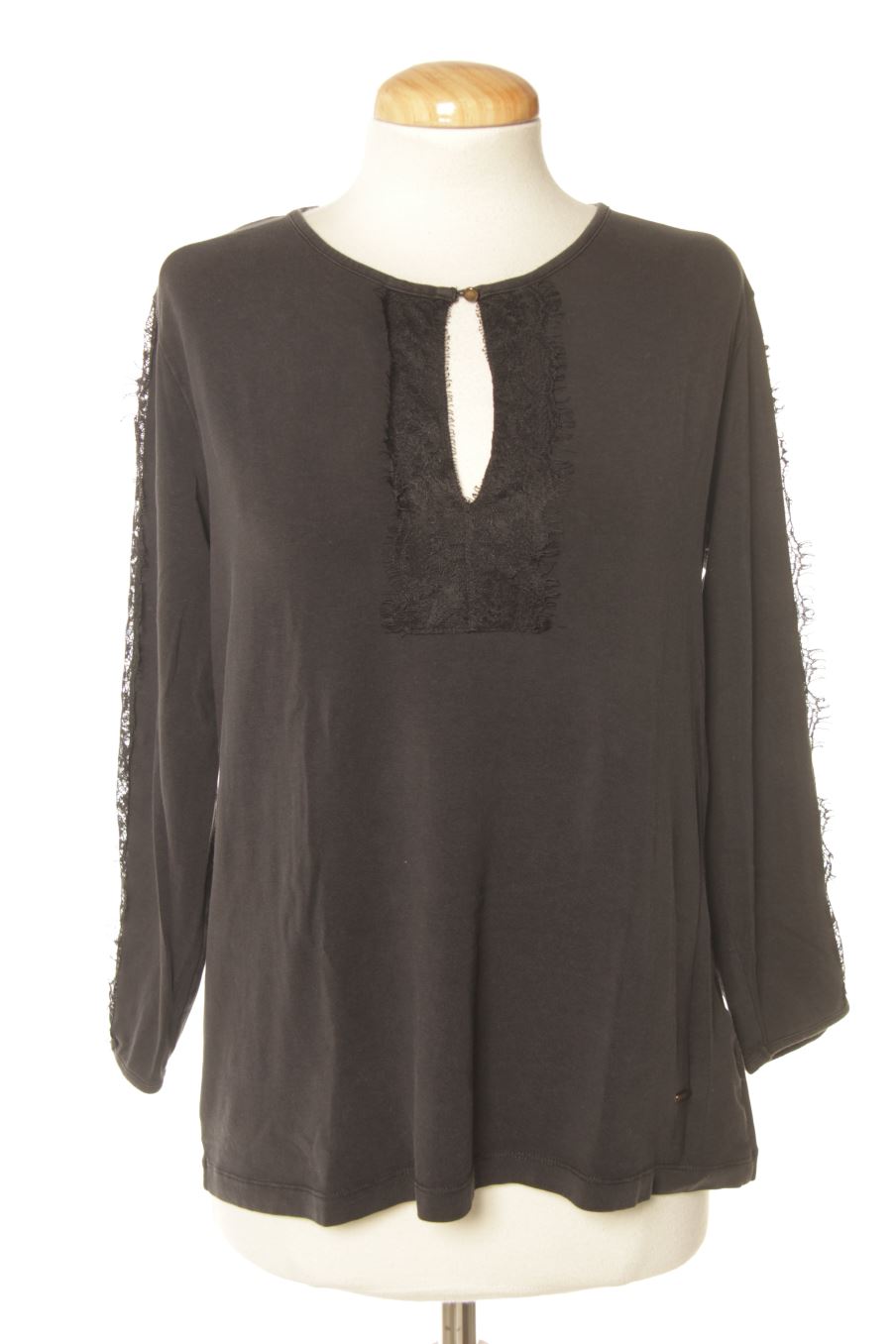 Blouse à manches longues Yera de la taille L, de couleur noir