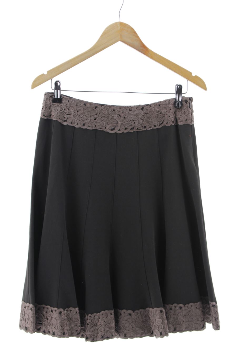 Jupe Caroll de la taille 38, de couleur noir