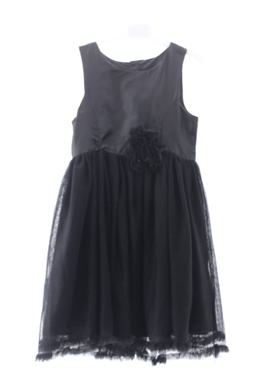 Aufwändiges Kleid