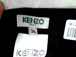 Falda de kenzo de la talla 36, de color negro