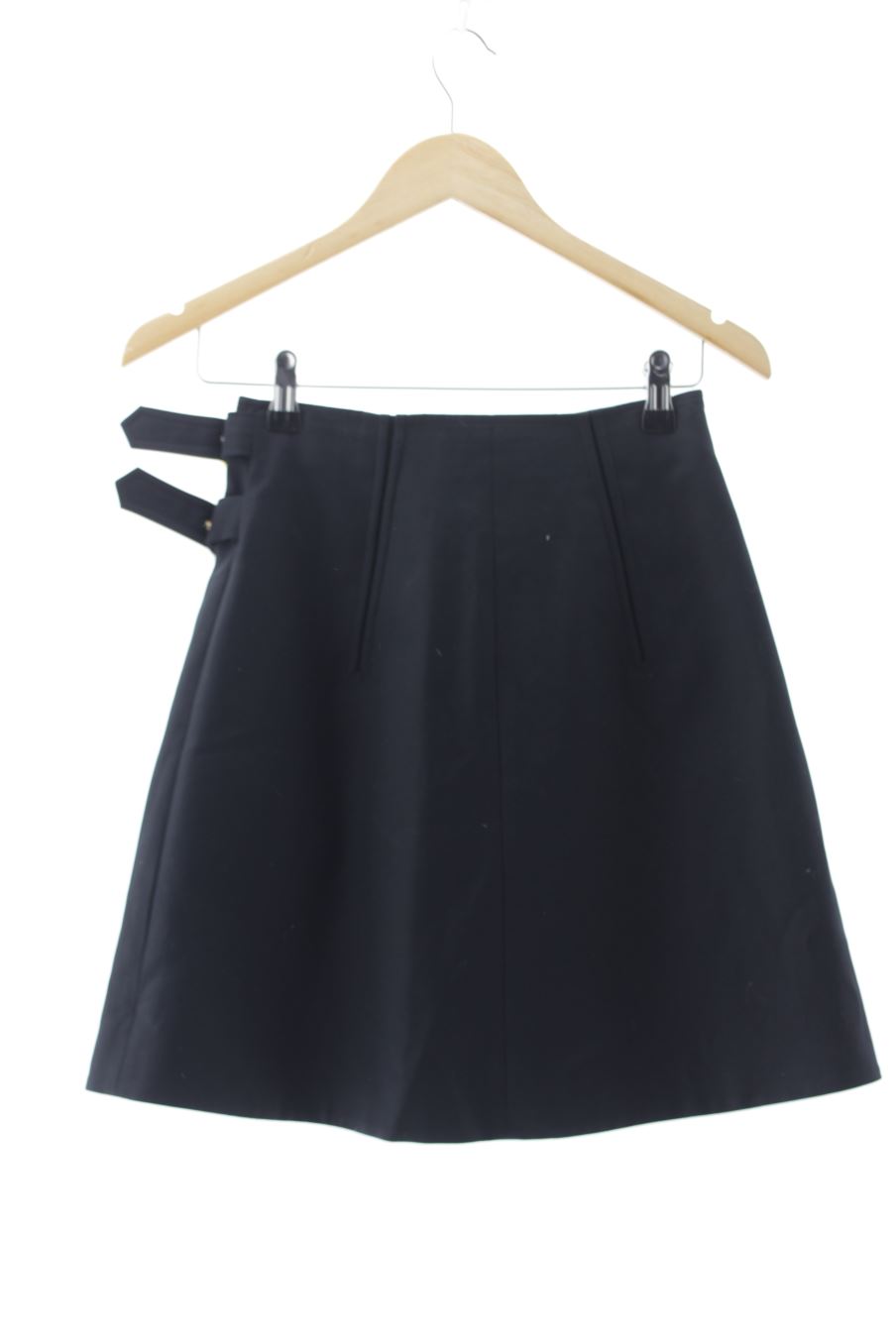 Falda de kenzo de la talla 36, de color negro