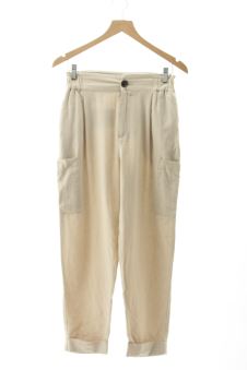 Pantalón 32 Zara