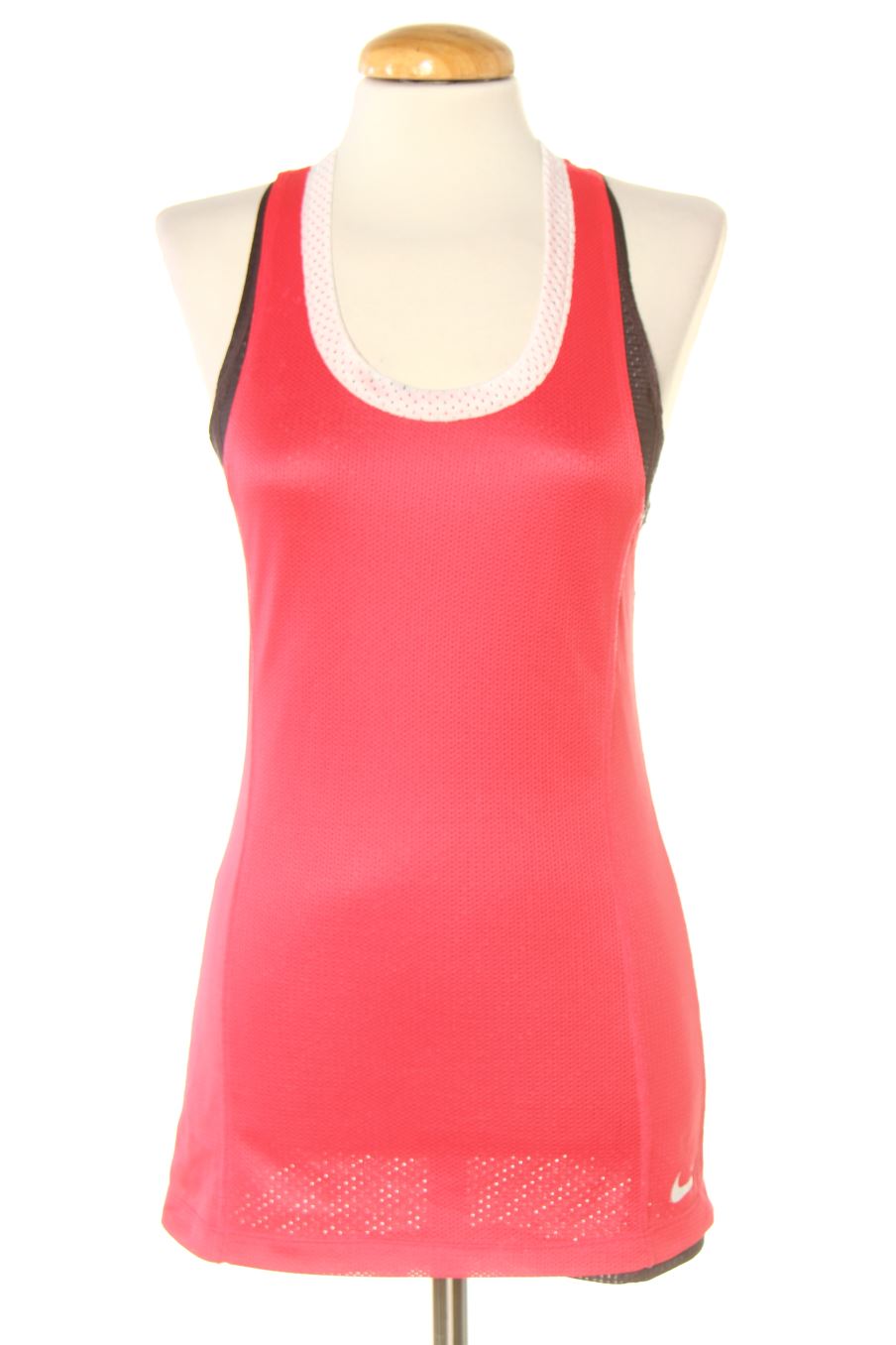 Top deportivo de Nike de la talla S, de color rosa
