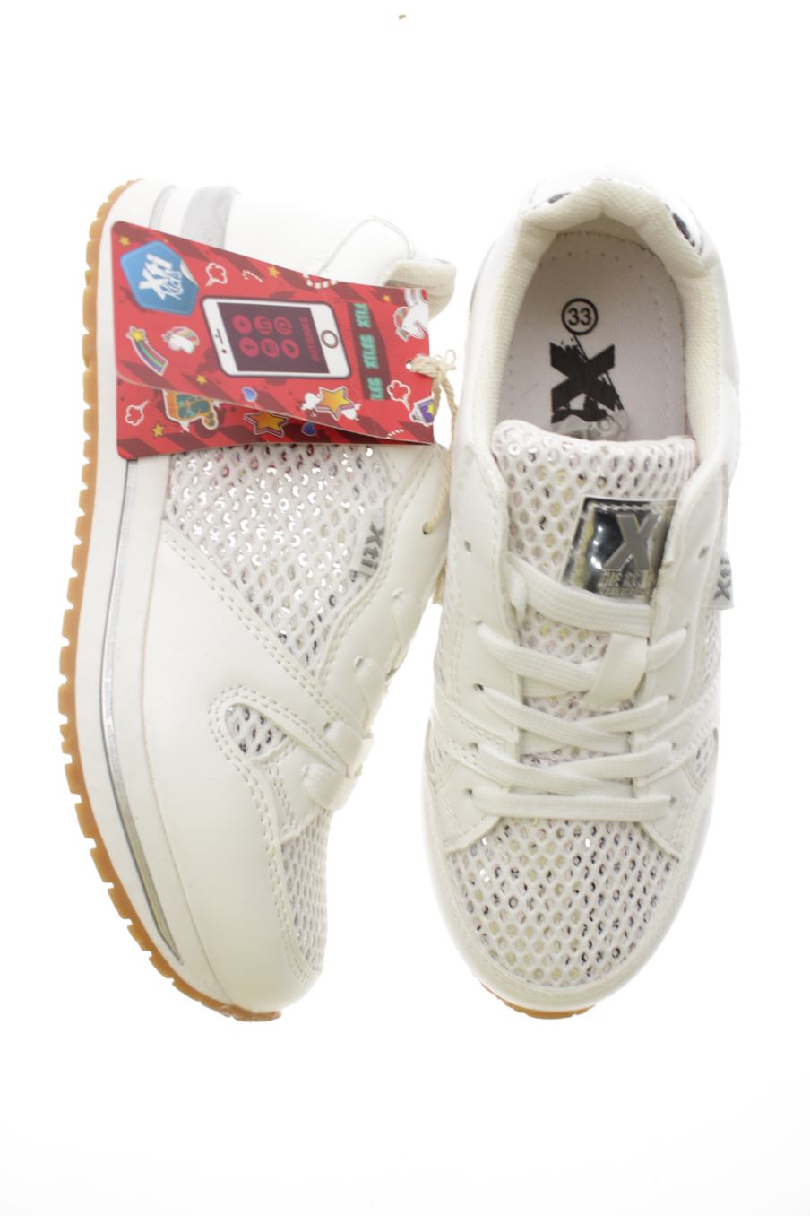 Zapatillas de Xti kids de la talla 33 con etiqueta
