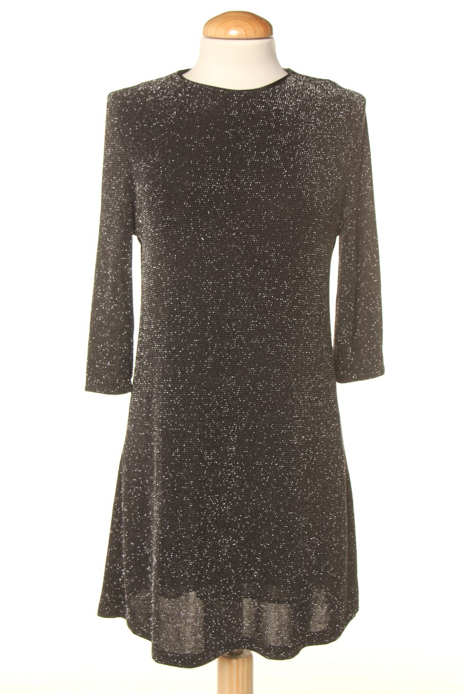 Vestido elegante de Zara de la talla S, de color estampado