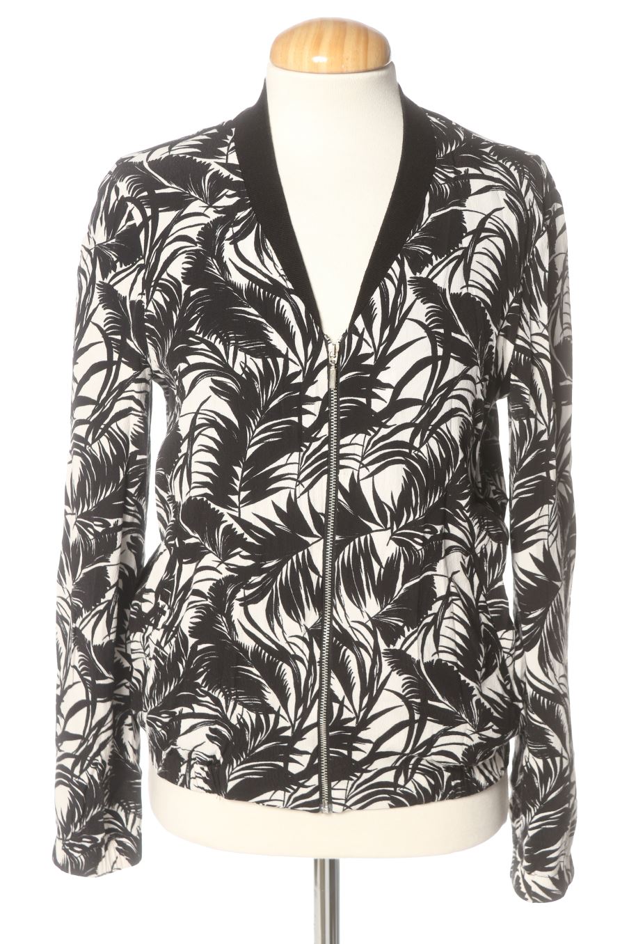 Blouson Promod de la taille 36, de couleur imprimés