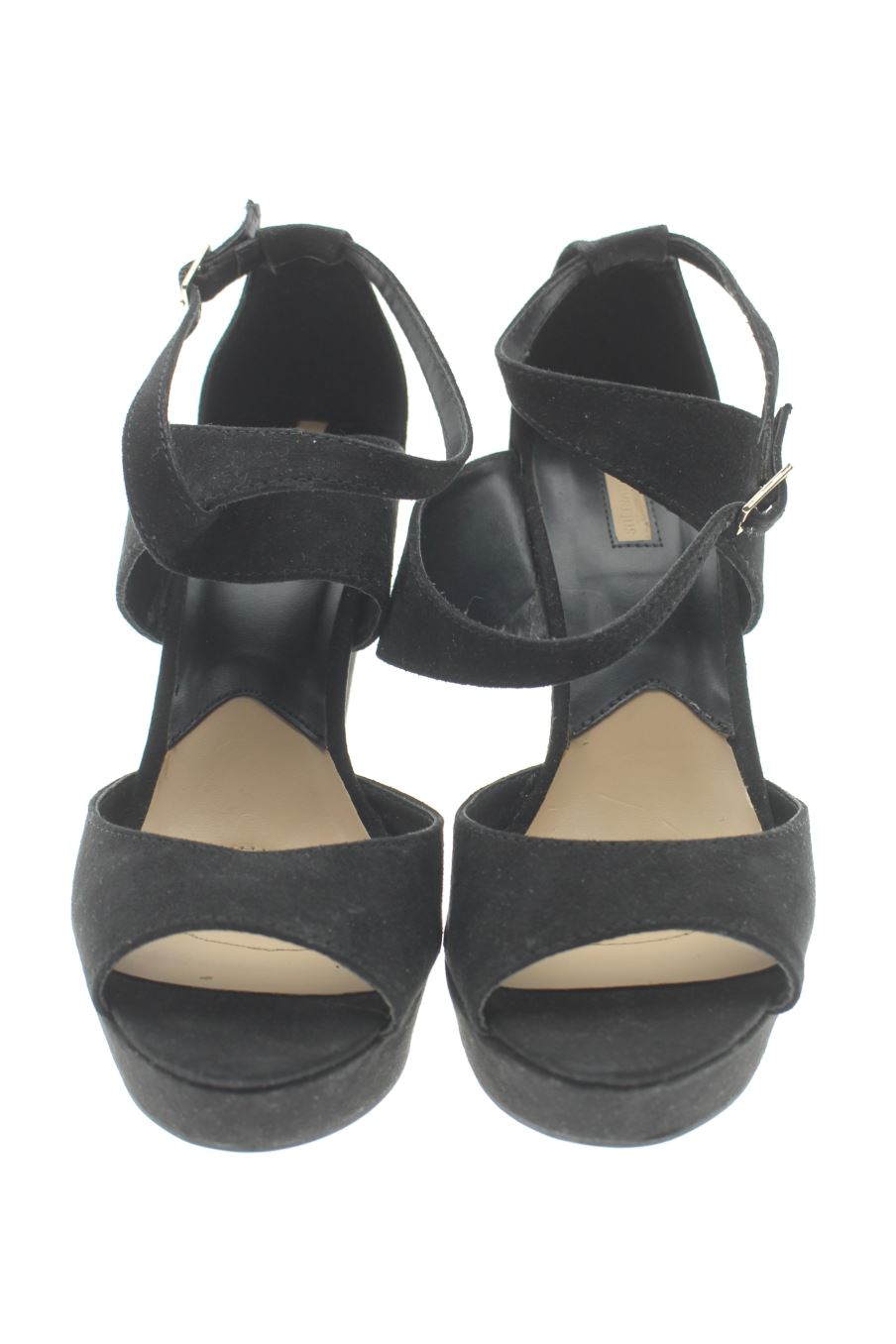 Sandalias tacon de Stradivarius de la talla 36, de color negro de
