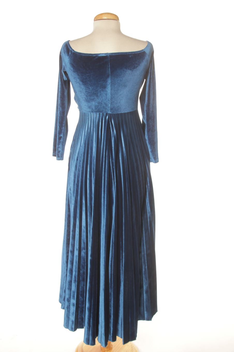 Robe ASOS de la taille 38, de couleur bleu