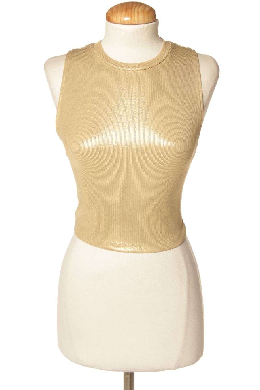 Top de Bershka de la talla S, de color dorado