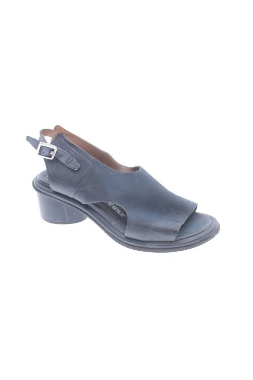 Sandalen mit Absatz