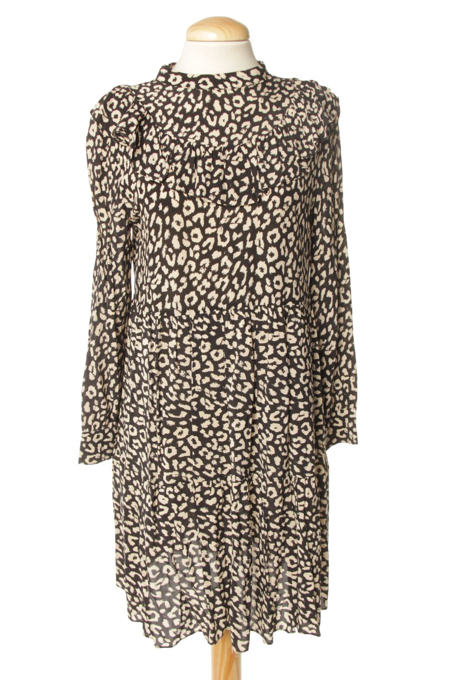 Robe casual Zara de la taille XS, de couleur noir