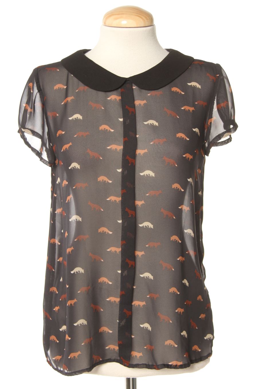 Blusa a maniche corte de Trf (ZARA) de la talla S, de color nero
