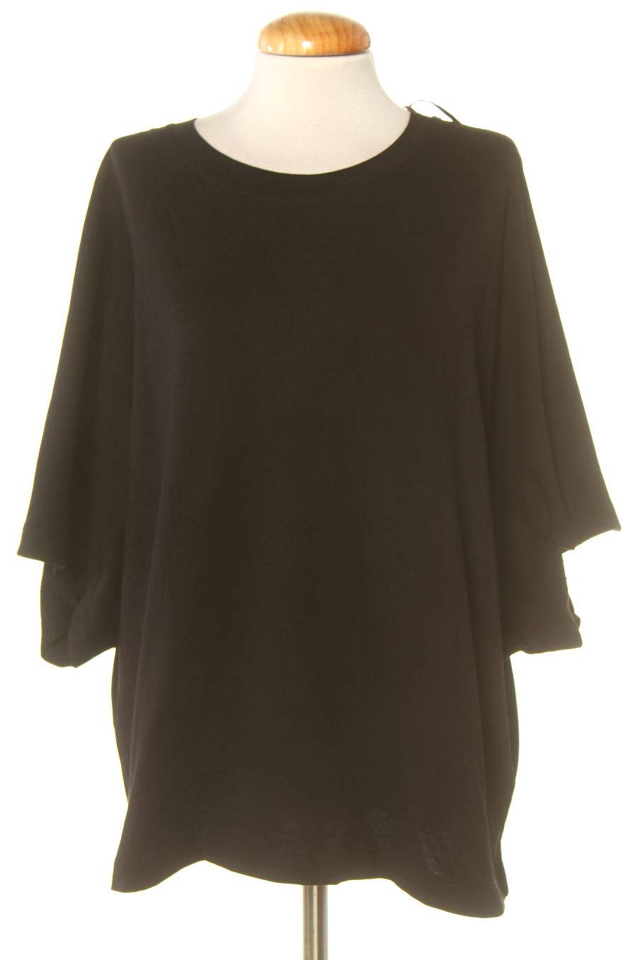 T-shirt H&M de la taille L, de couleur noir