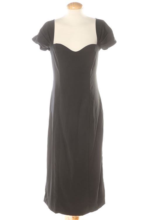 Aufwändiges Kleid
