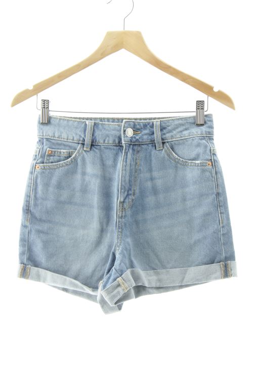 Pantaloni corti