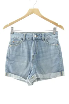 Shorts 34 Cache cache, photo 1 sur 2