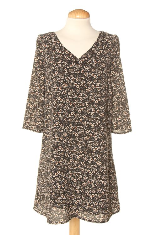 Einfaches Kleid