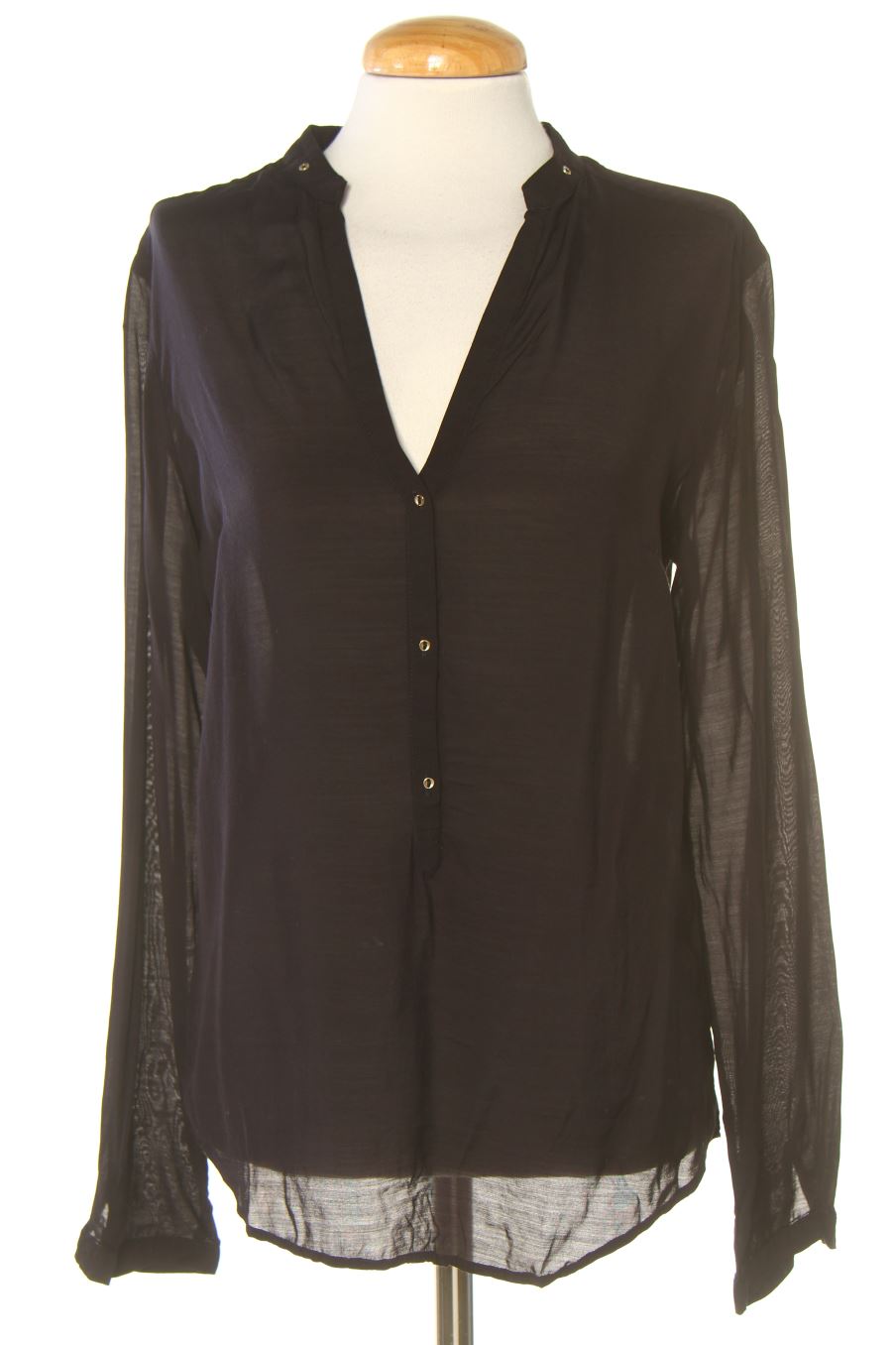 Blusa de manga larga de Zara de la talla M, de color negro