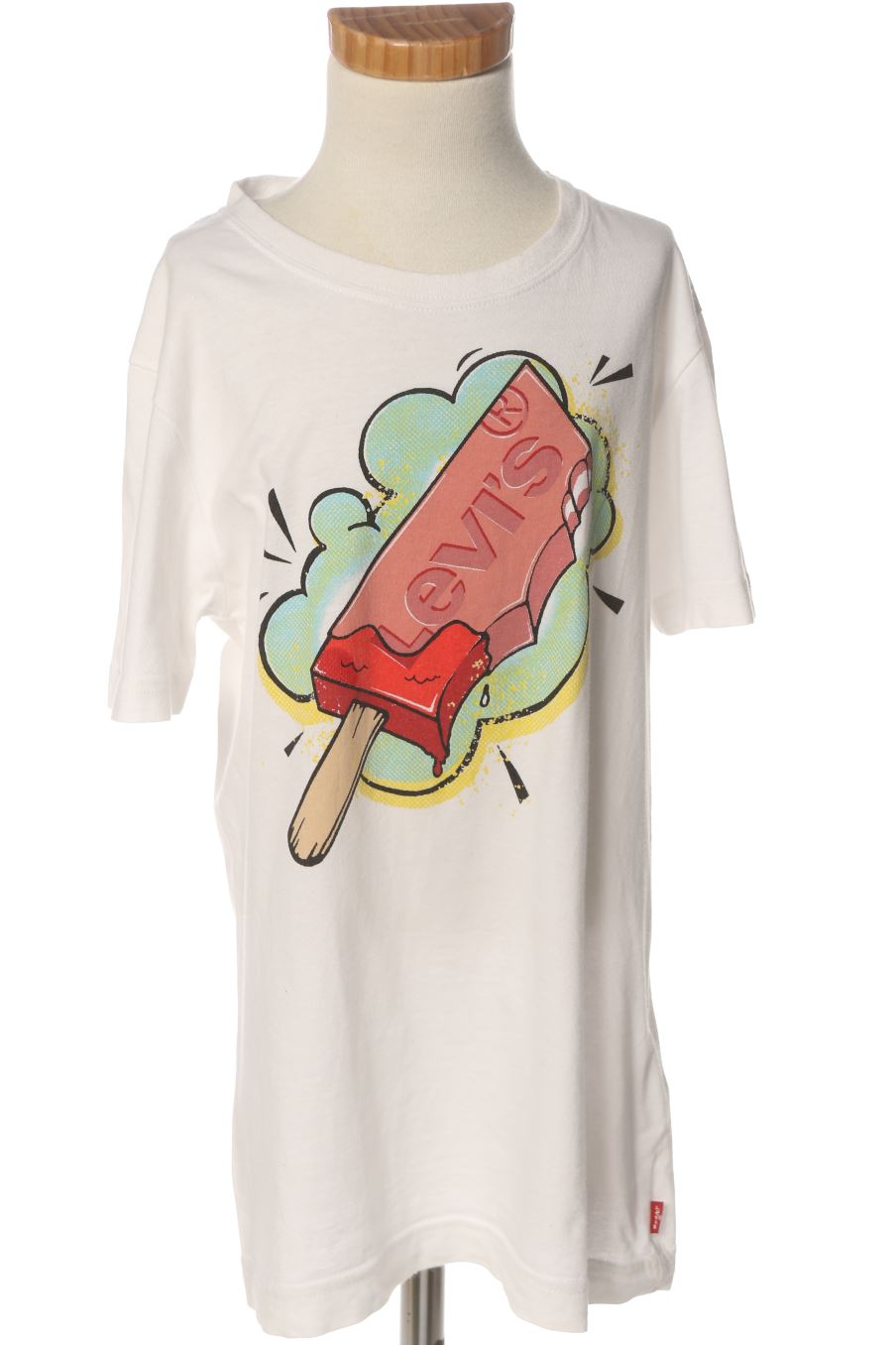 T-shirt Levi's de la taille 10 ans de seconde main