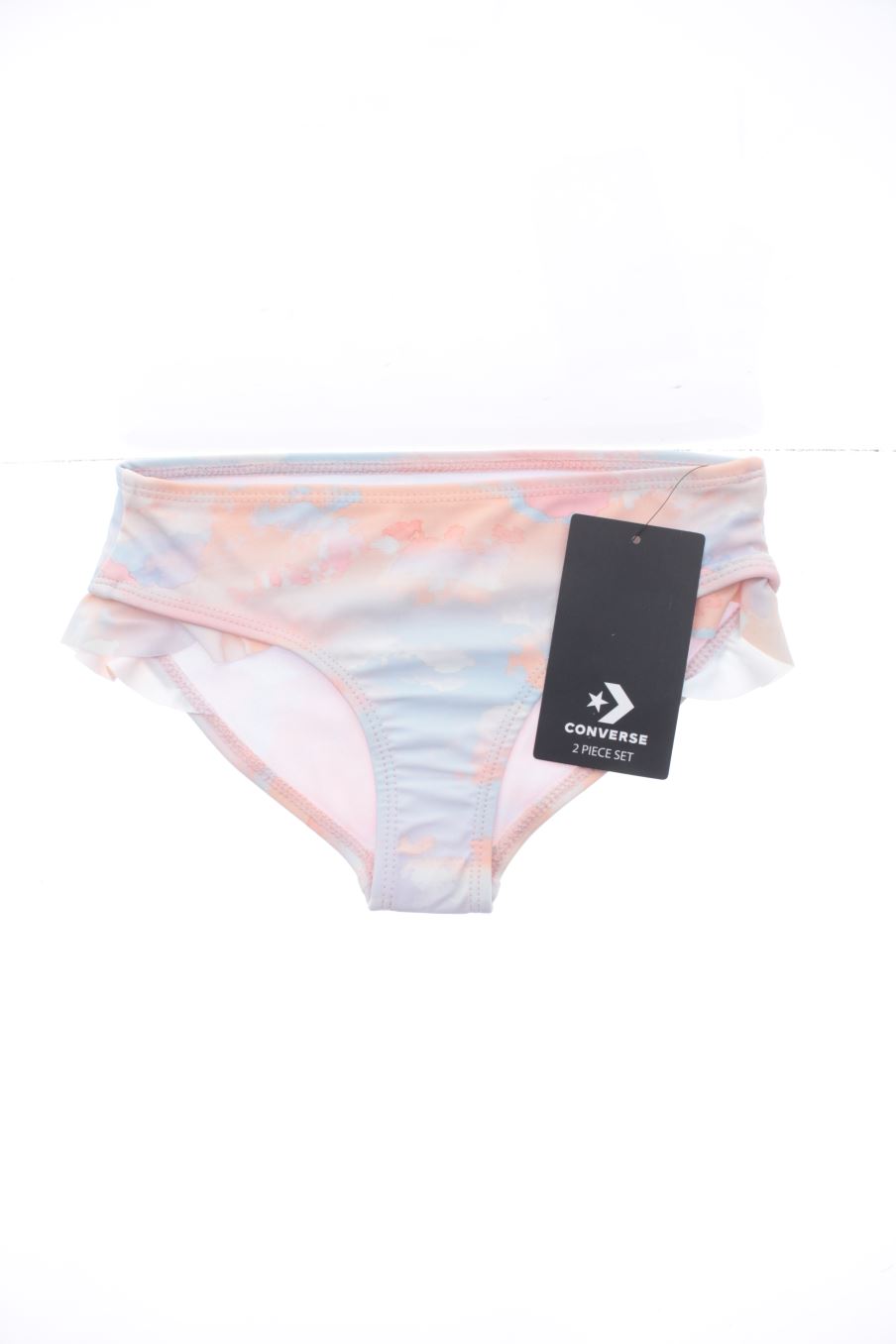 Maillot de bain Converse de la taille 6 ans avec une étiquette